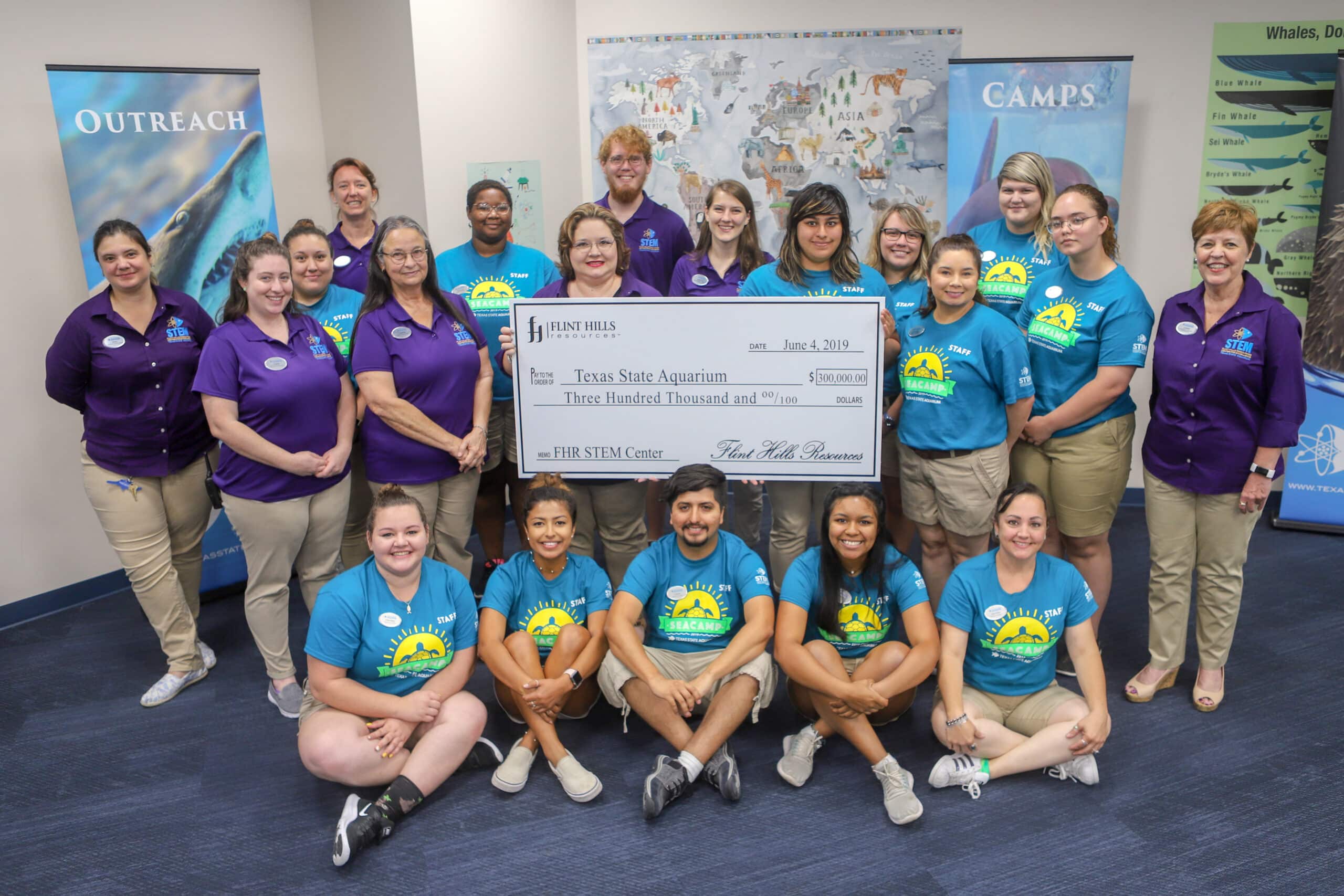 Image of Flint Hills Resources Corpus Christi Gives $300,000 to Texas State Aquarium’s Education Programs
